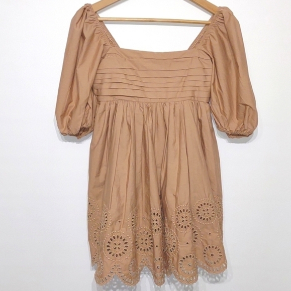 Amber & Fitch Puff Sleeve Babydoll Neutral Princess Dress - Picture 5 of 9
